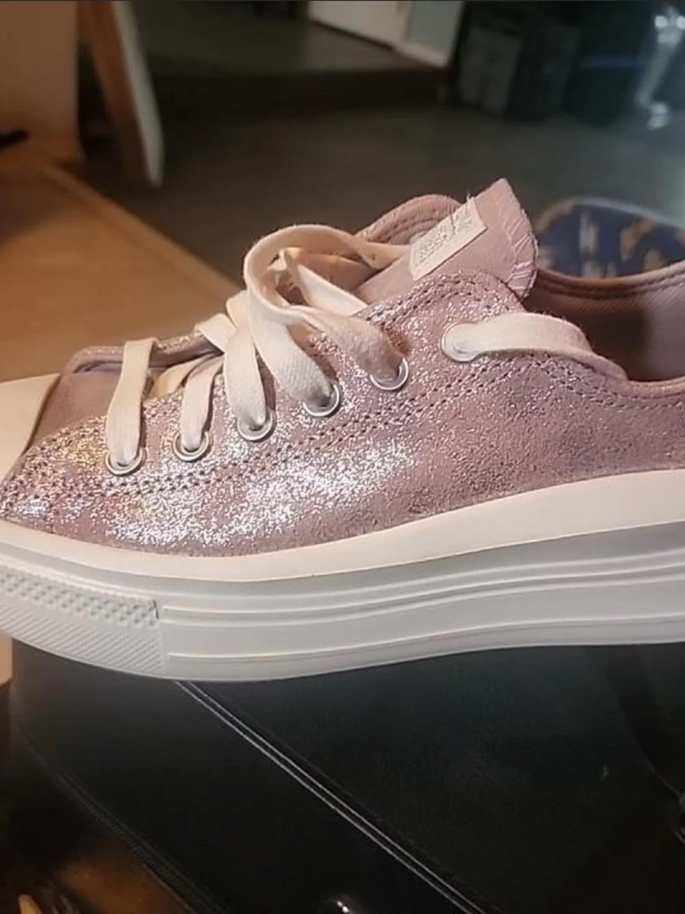 Converse Pink Glitter Low-Top Platform Sneaker